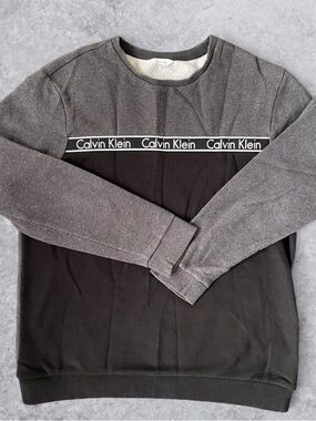 Calvin Klein Grey and Black Fleece-Lined Crewneck